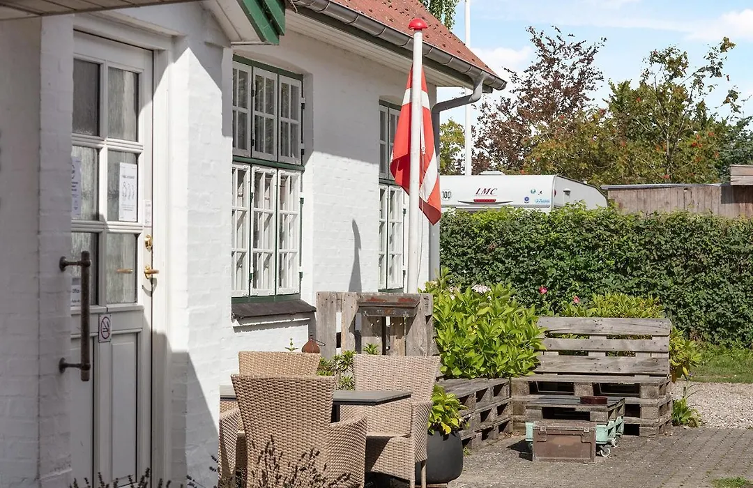 Korinth Bed & Breakfast-1